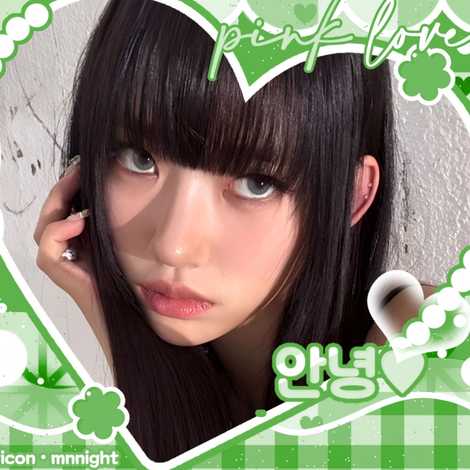 Recent activity shot of Sooin (MEOVV)