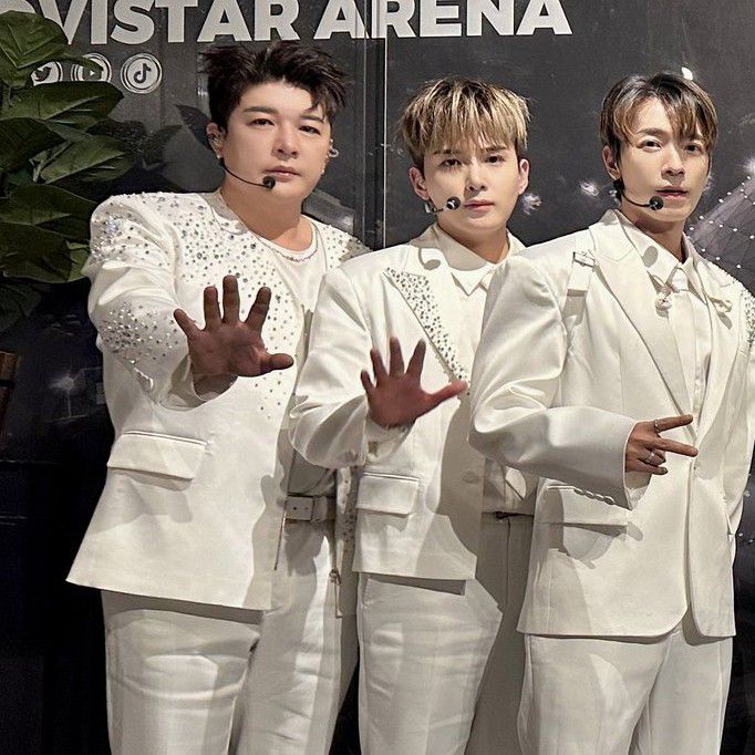 A moment captured by Super Junior's fan