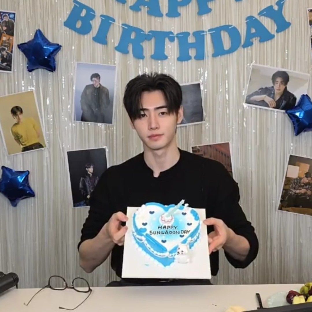 A moment captured by Sunghoon (ENHYPEN)'s fan