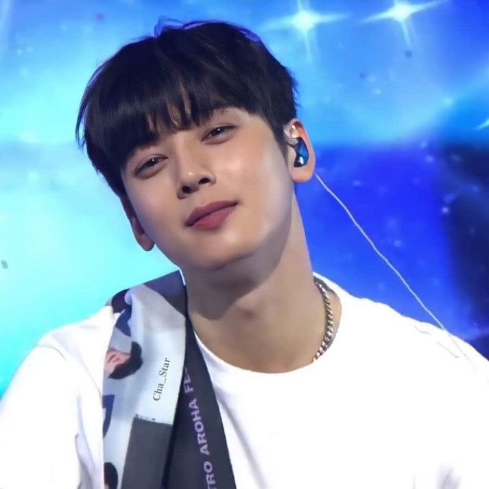 Latest photo of Eunwoo (ASTRO)