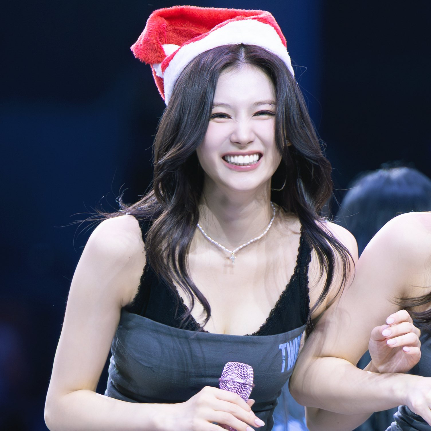 Sana (TWICE)的幕後花絮