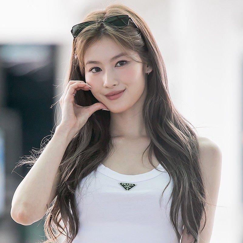 사나 (TWICE) 최근 활동샷