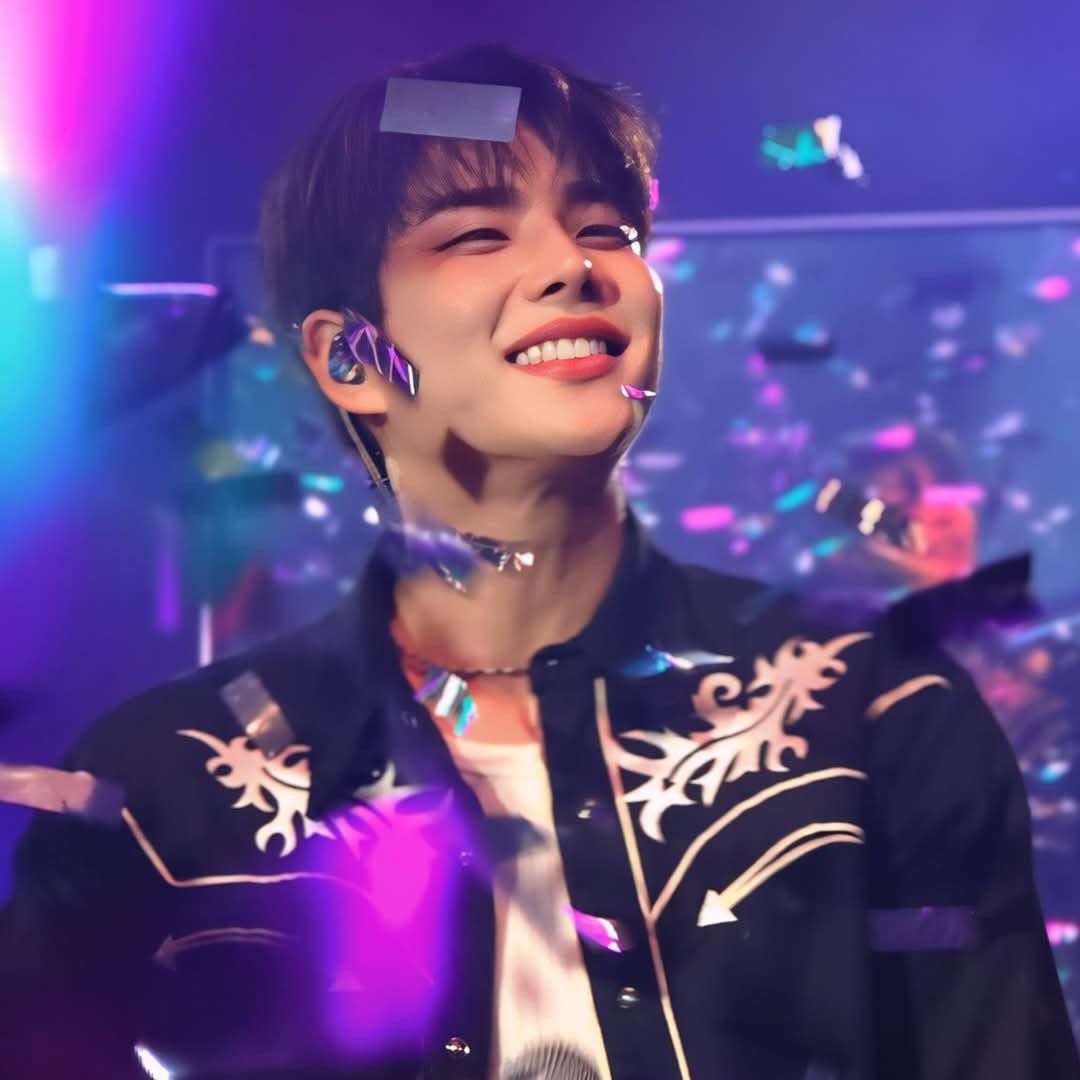 A moment captured by Jinjin (ASTRO)'s fan