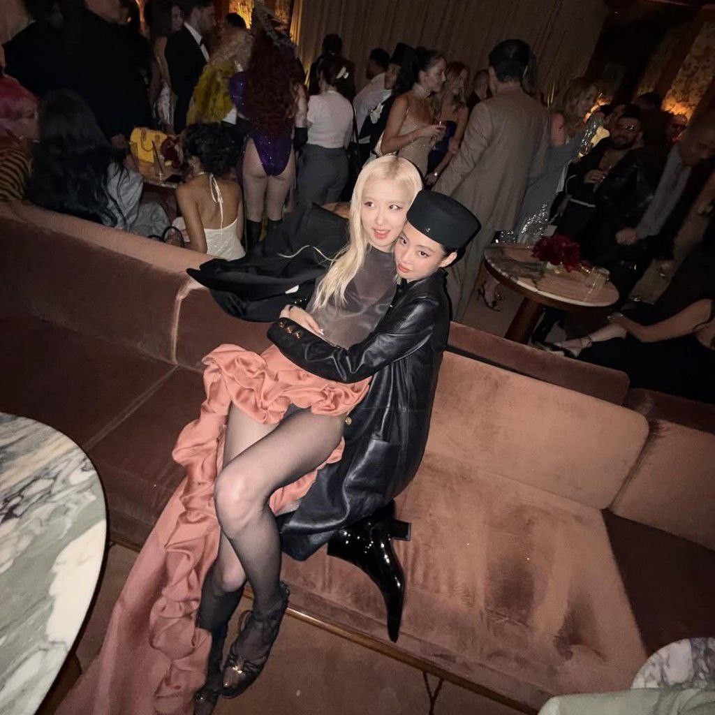 BLACKPINK의 비하인드 컷