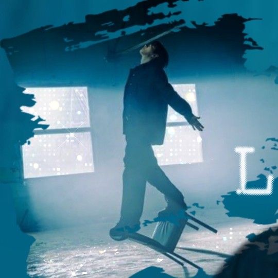 Latest photo of Junho (2PM)