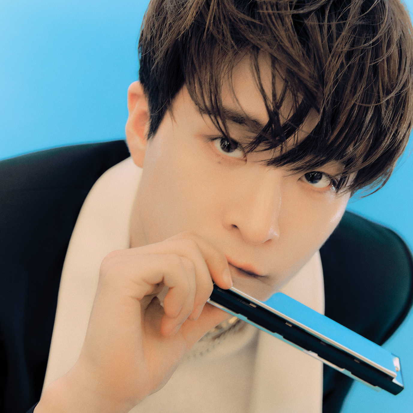 Behind-the-scenes cut of Youngjae (GOT7)