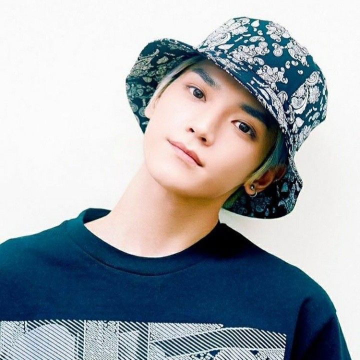 태용 (NCT 127)의 비하인드 컷