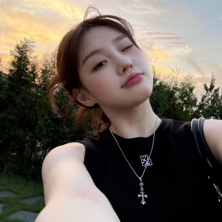 A moment captured by Kim Chaehyun (Kep1er)'s fan
