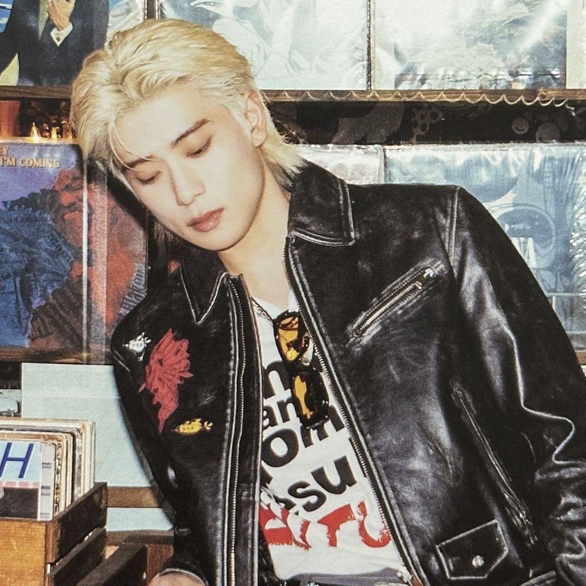 재현 (NCT 127)의 비하인드 컷