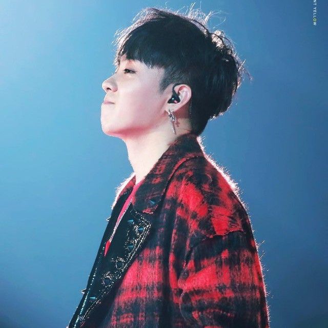 Recent activity shot of Eun Jiwon (SECHSKIES)