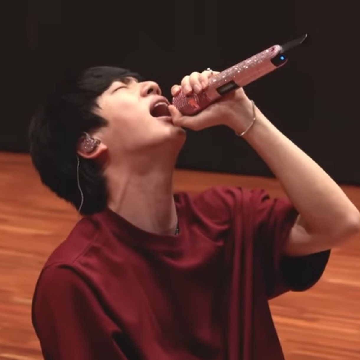 Foto terbaru Jin (BTS)