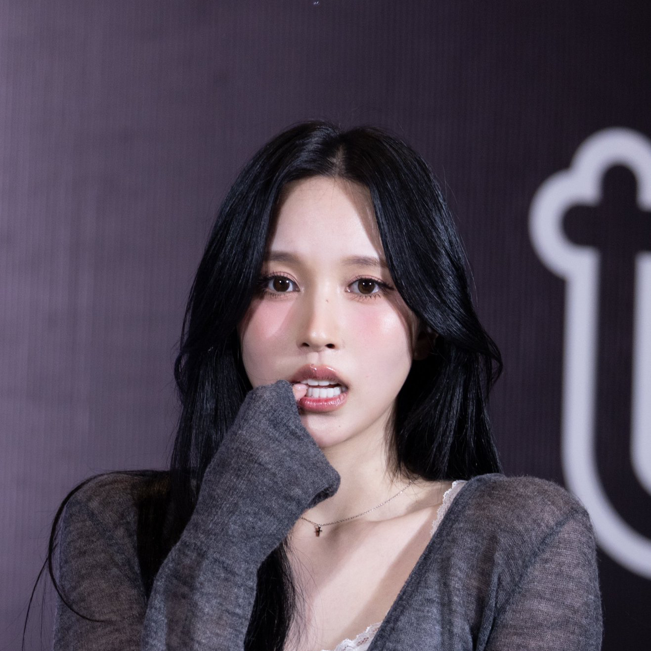 Foto terbaru Mina (TWICE)