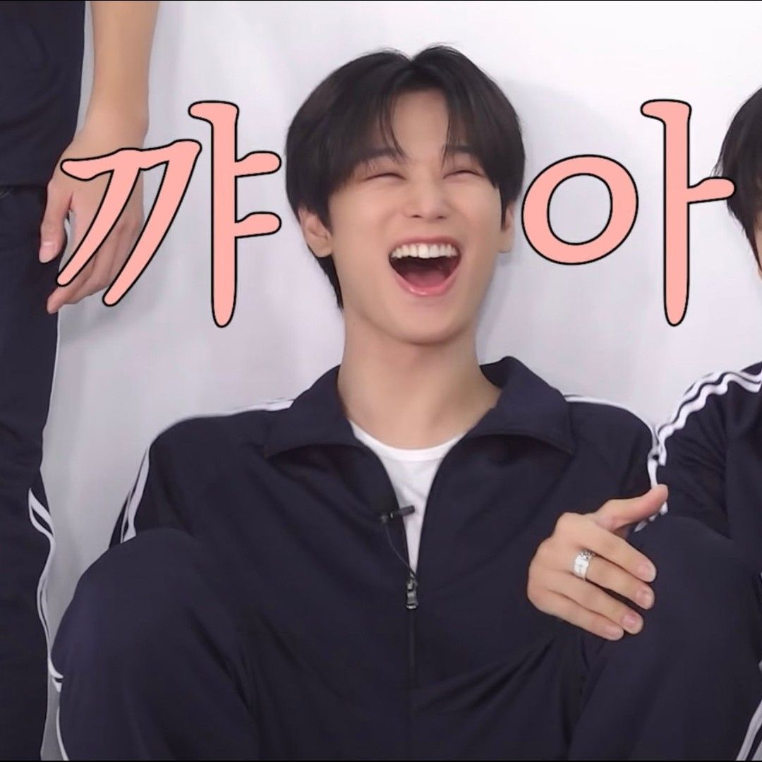 柱延 (THE BOYZ)的最新活動照片