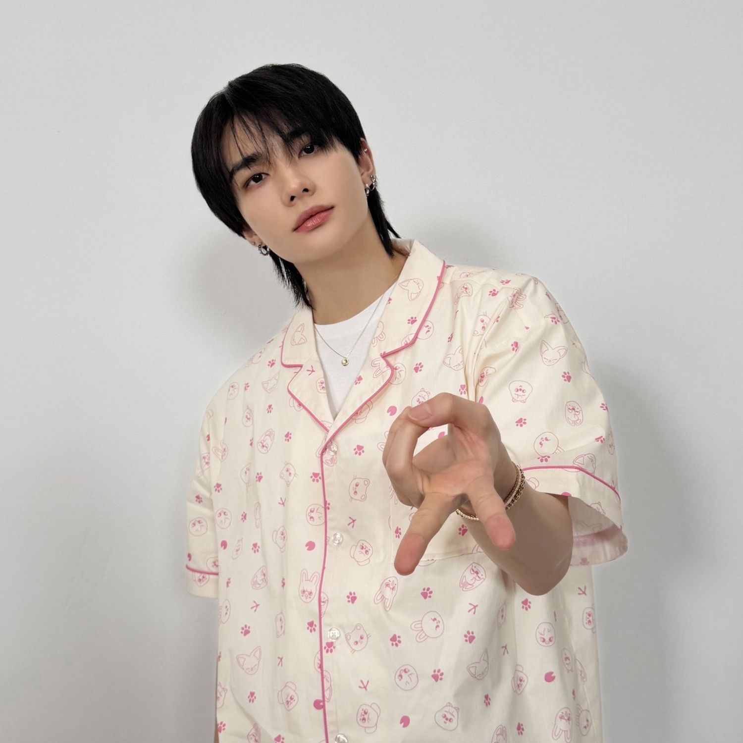 Behind-the-scenes cut of Hyunjin (Stray Kids)