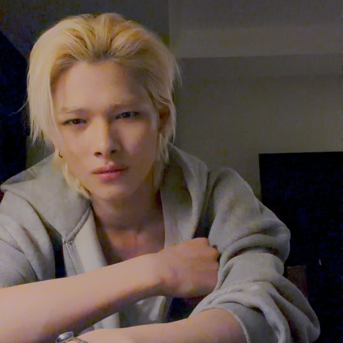 Latest photo of NI-KI (ENHYPEN)