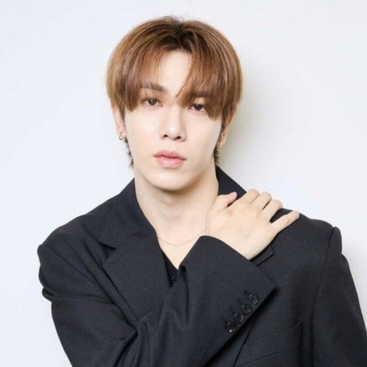 KAZUTA (n.SSign)的最新照片