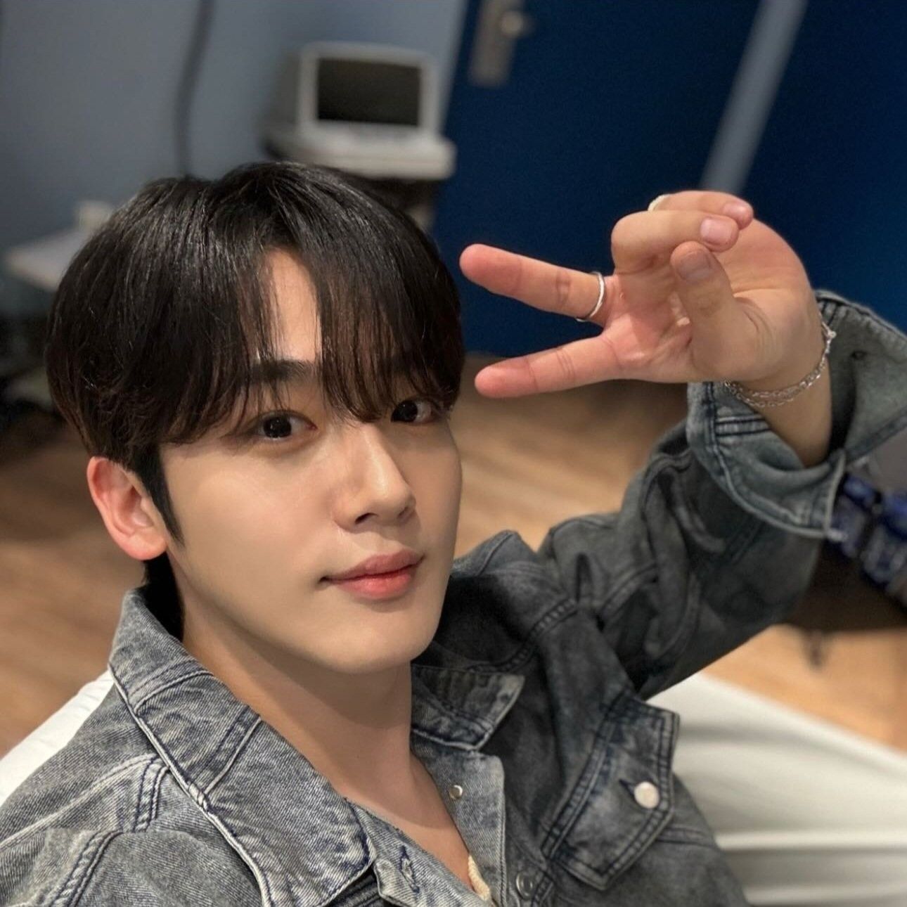 Latest photo of Kim Yohan (WEi)
