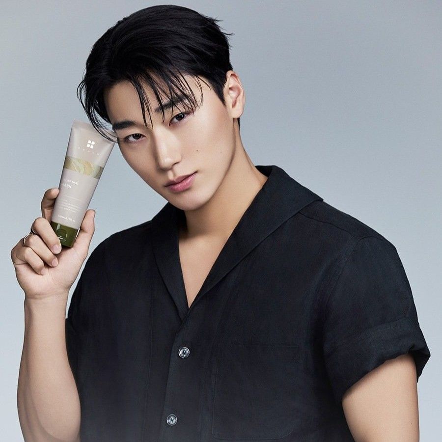 A moment captured by San (ATEEZ)'s fan