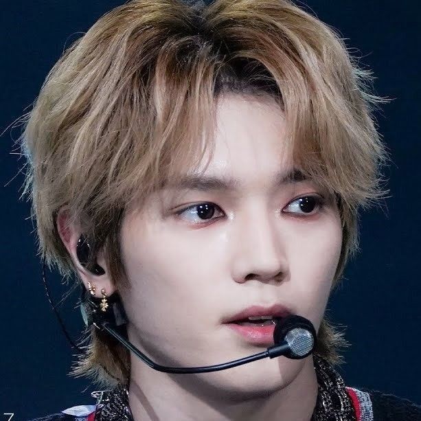 テヨン (NCT 127)の舞台裏ショット