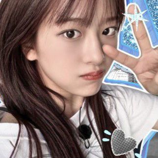 Recent activity shot of An Yujin (IVE)