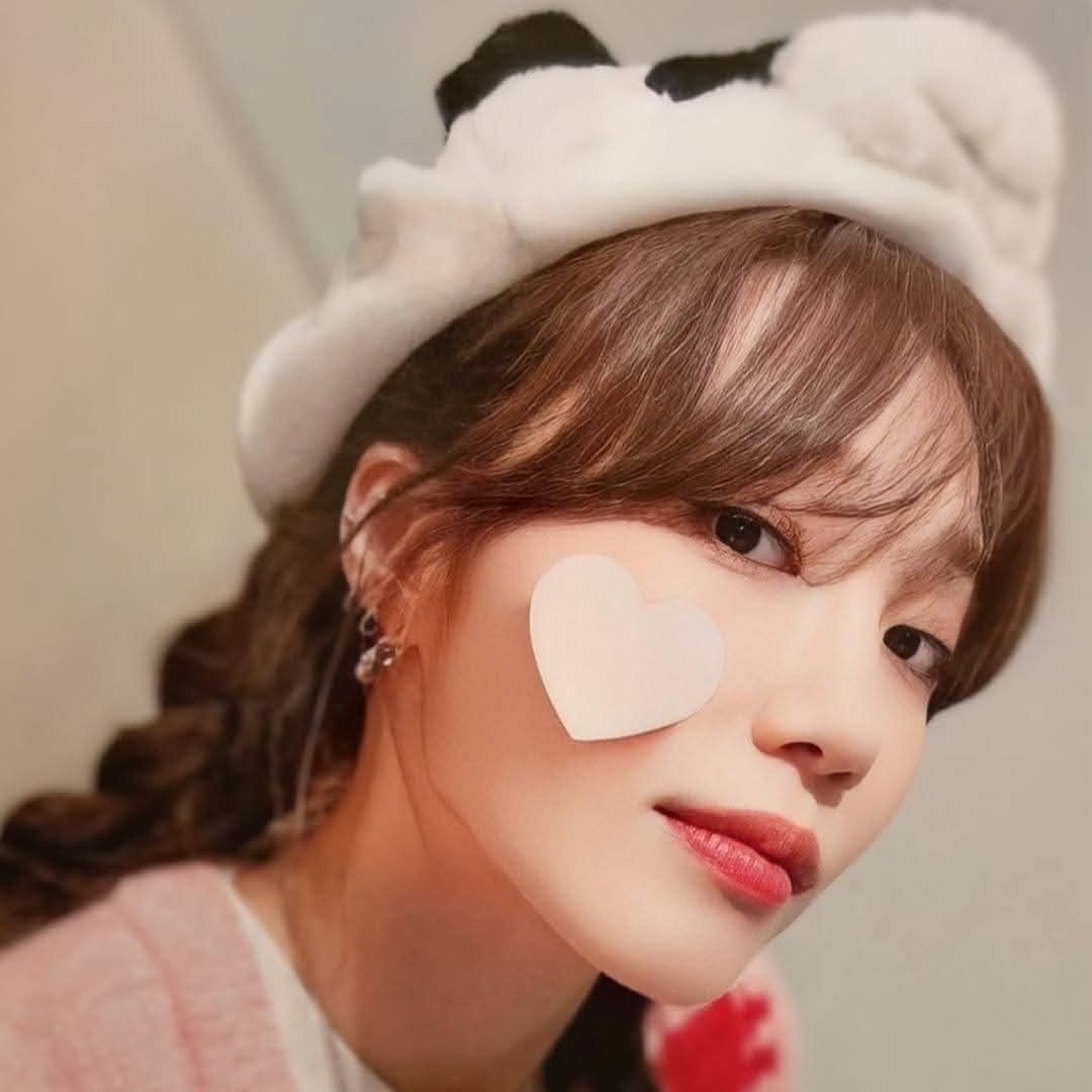 Latest photo of Jeong Eunji (Apink)