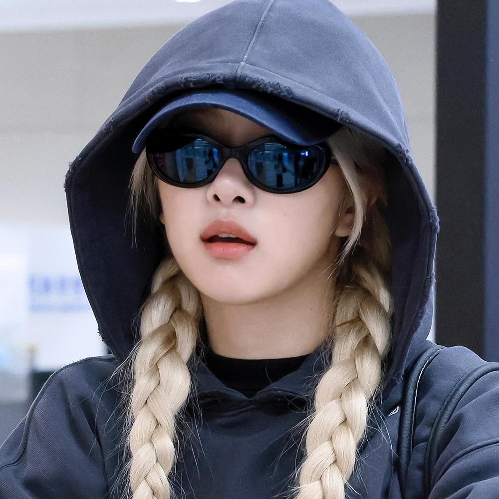 Behind-the-scenes cut of ROSÉ (BLACKPINK)