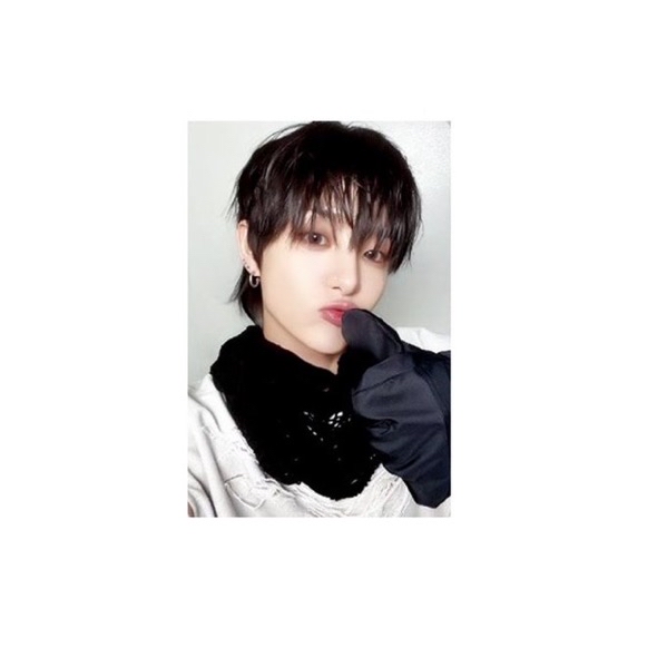 지훈 (TREASURE)의 최신 사진