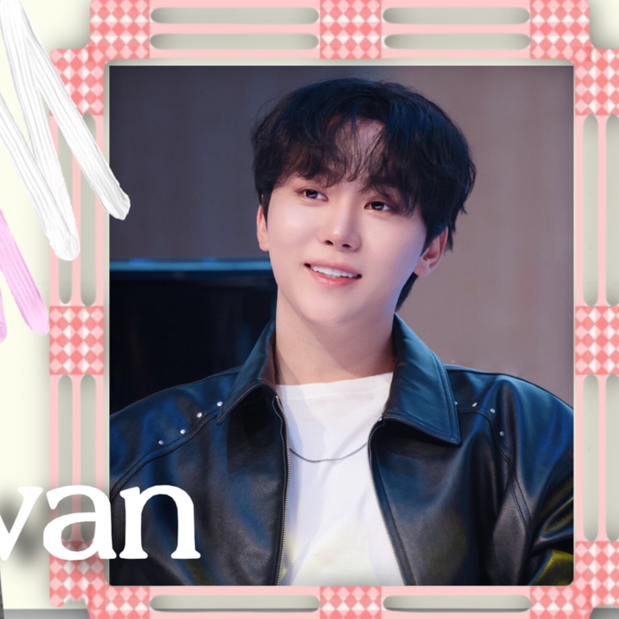 Latest photo of Seungkwan (SEVENTEEN)