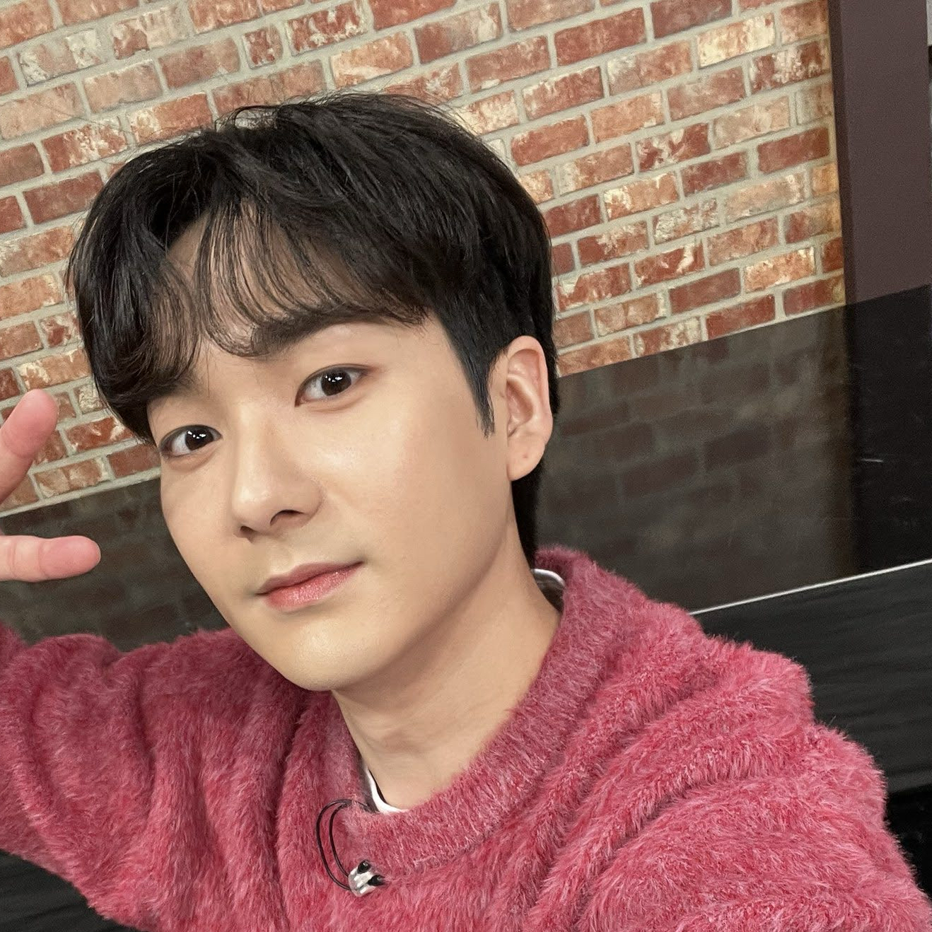 Recent activity shot of Aron