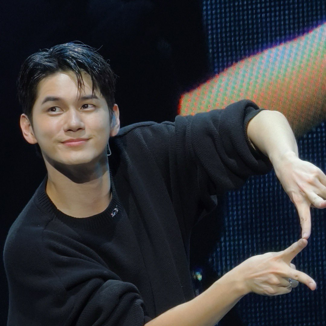 A moment captured by Ong Seongwu's fan