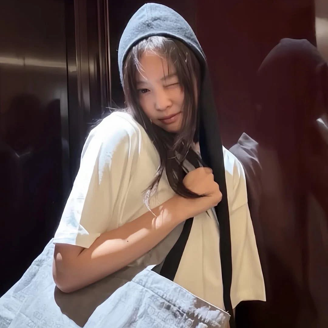 Jennie (BLACKPINK)的幕后花絮