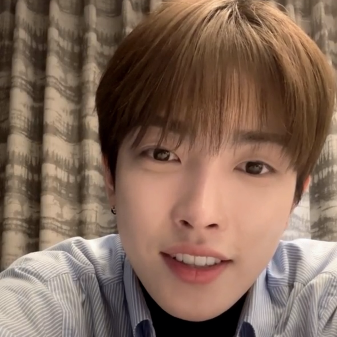 弘中 (ATEEZ)粉絲拍下的瞬間
