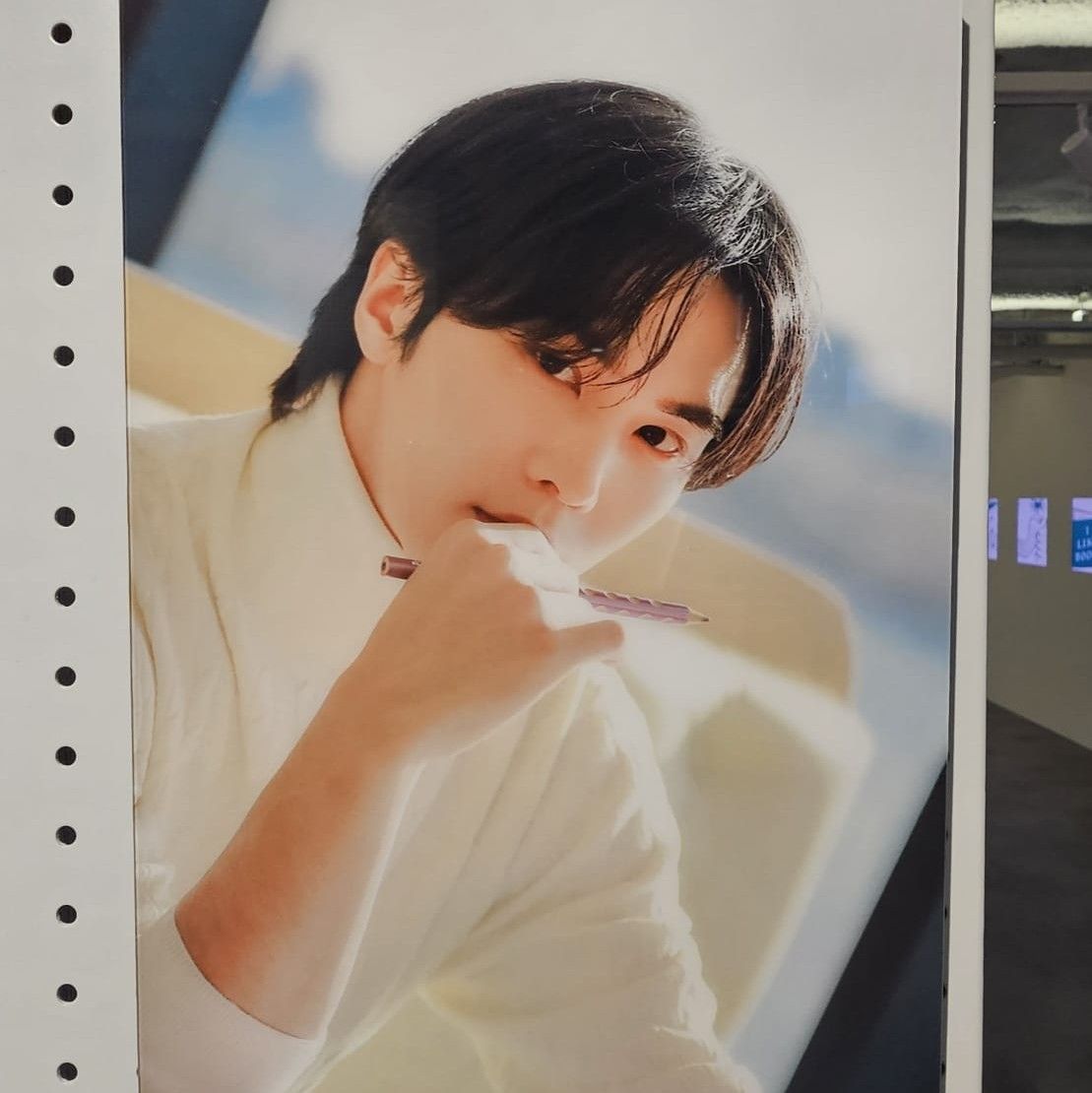 A moment captured by Rocky's fan