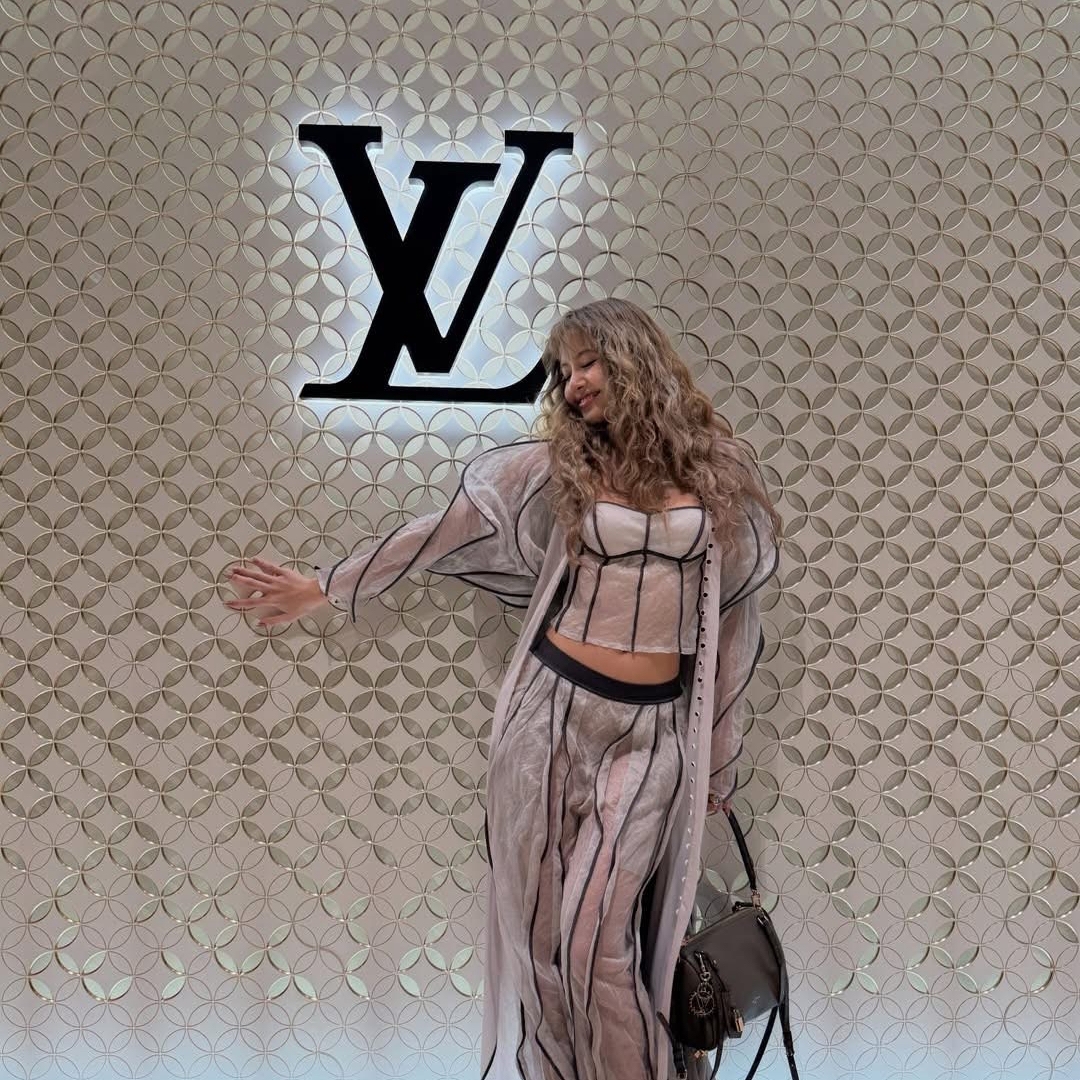 리사 (BLACKPINK) 최근 활동샷