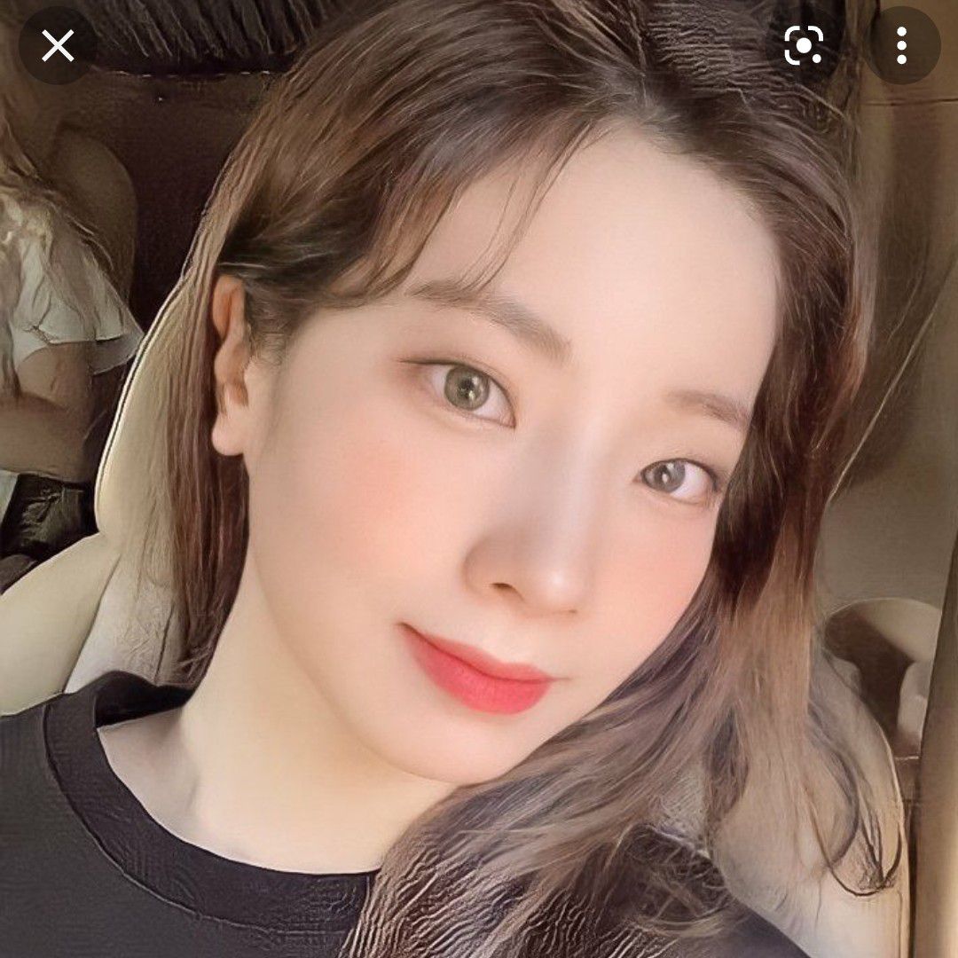 A moment captured by Dahyun (TWICE)'s fan