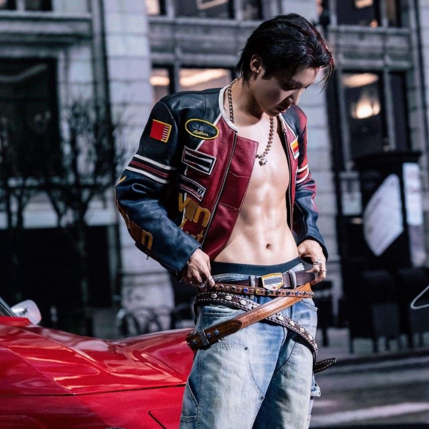 제이홉 (방탄소년단)의 최신 사진