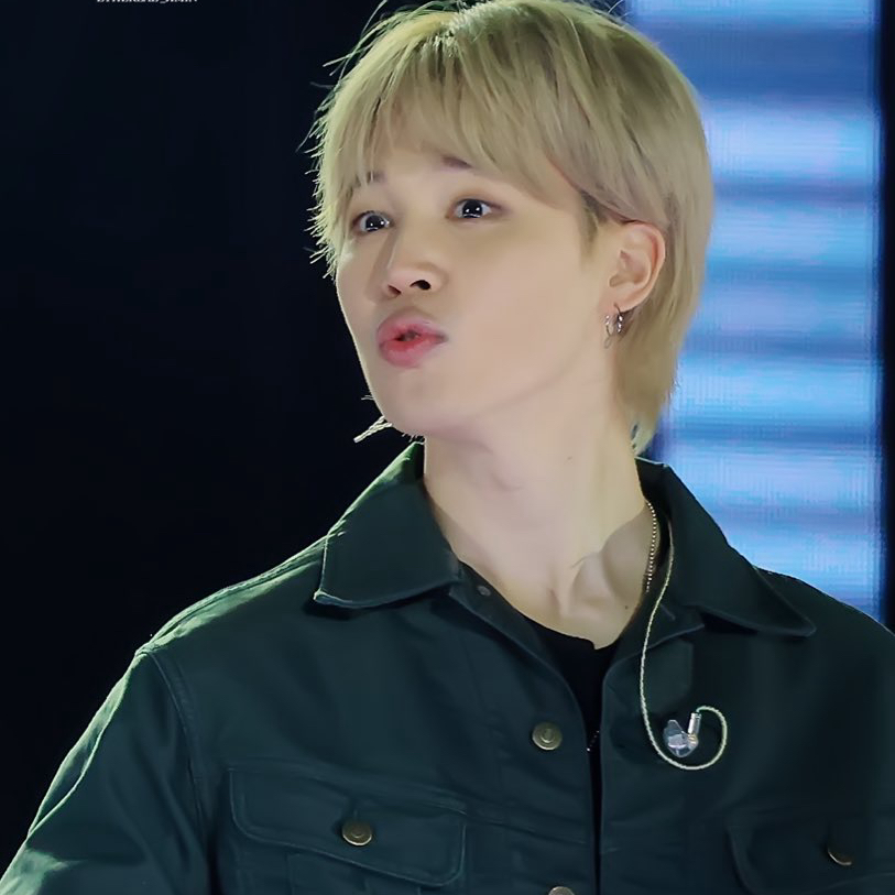 A moment captured by Jimin (BTS)'s fan