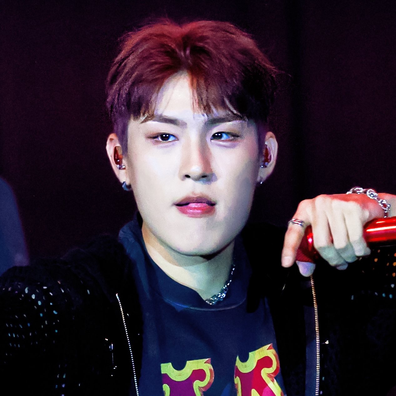 A moment captured by Park Woojin (AB6IX)'s fan