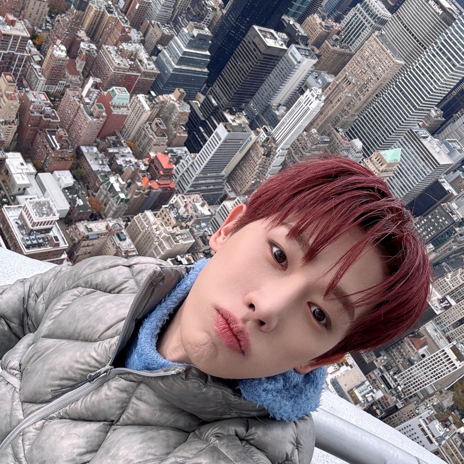 A moment captured by Wonho's fan