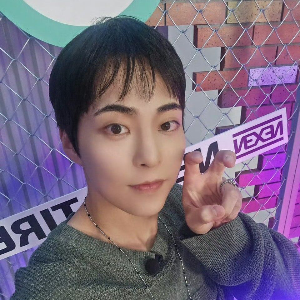 시우민 (EXO)의 비하인드 컷