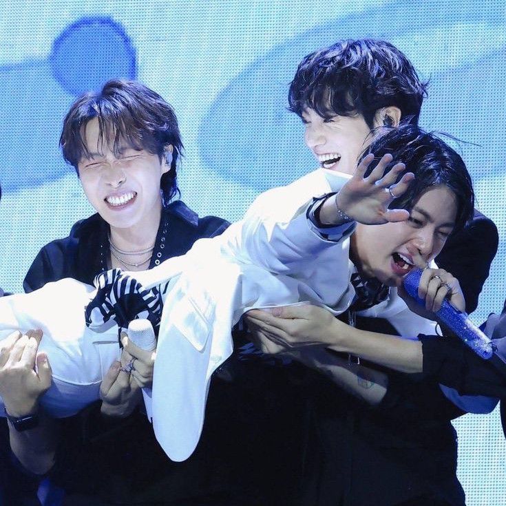 防彈少年團的最新活動照片