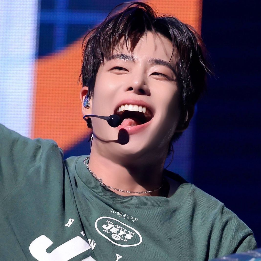 Latest photo of MJ (ASTRO)