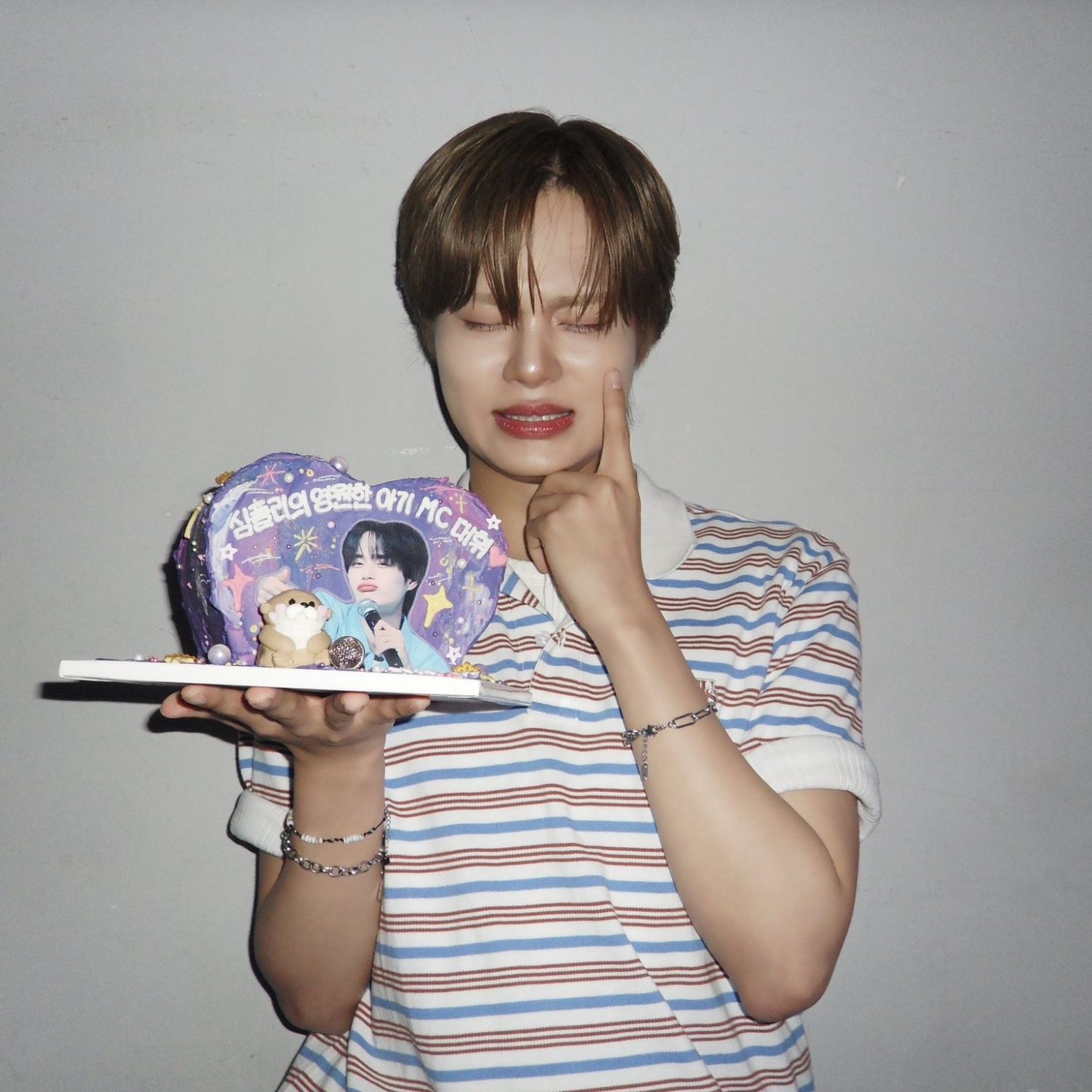 Behind-the-scenes cut of Lee Daehwi (AB6IX)