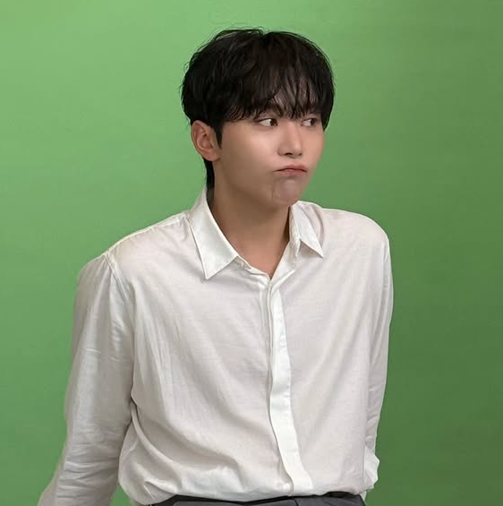 Latest photo of Seungkwan (SEVENTEEN)