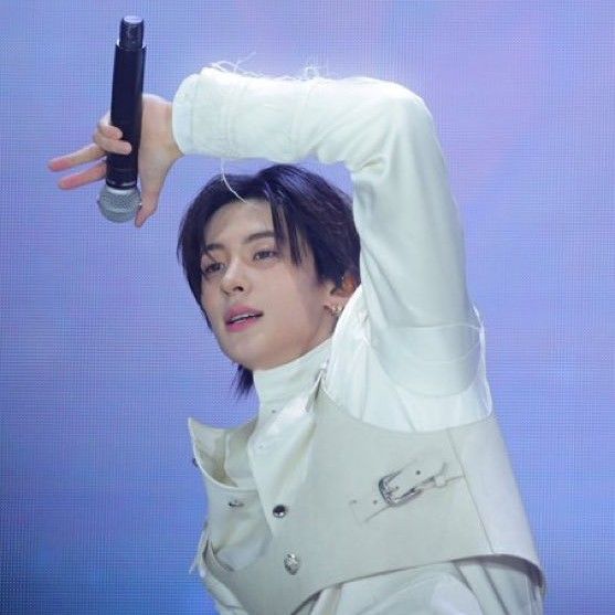 A moment captured by Anton (RIIZE)'s fan