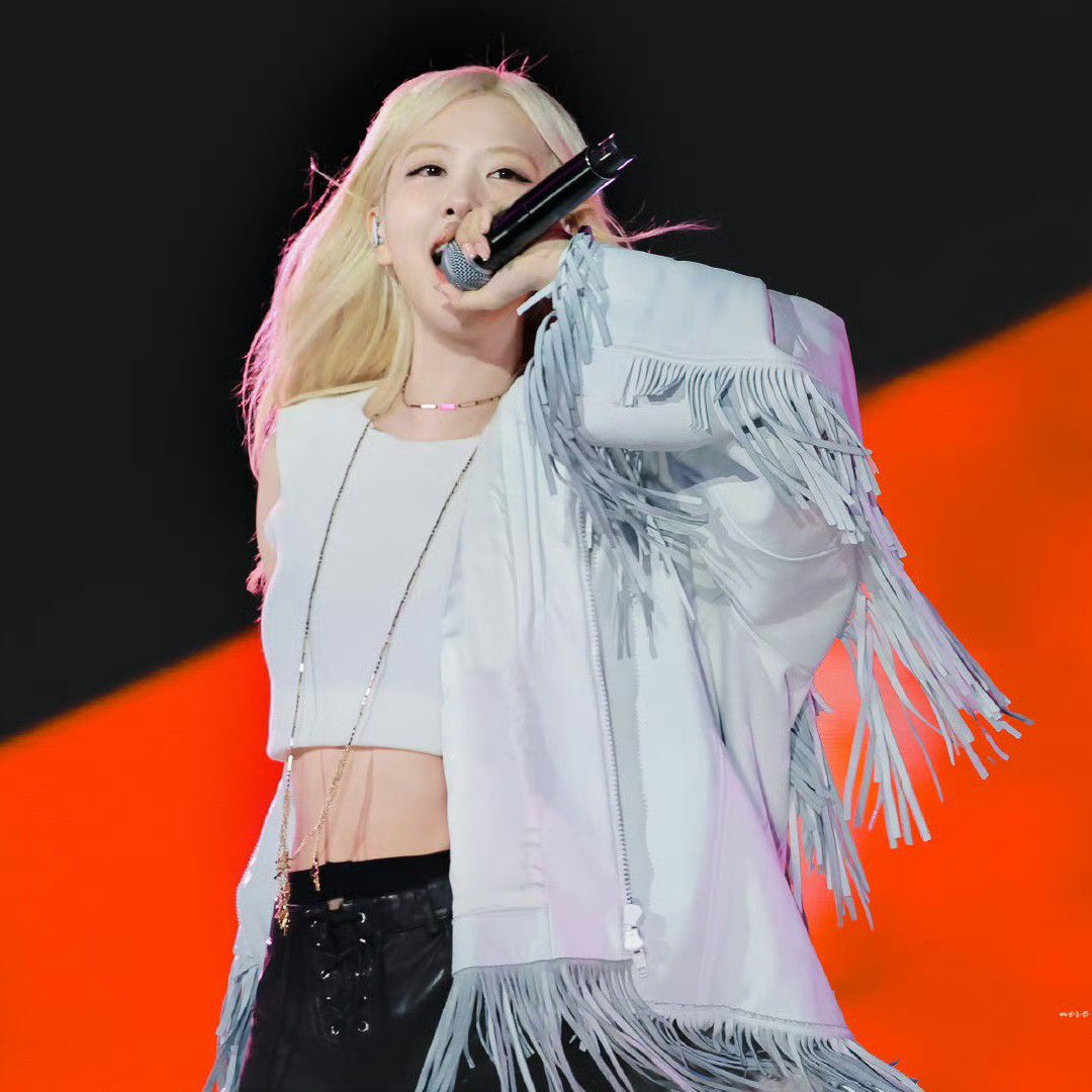 ロゼ (BLACKPINK)の最新写真