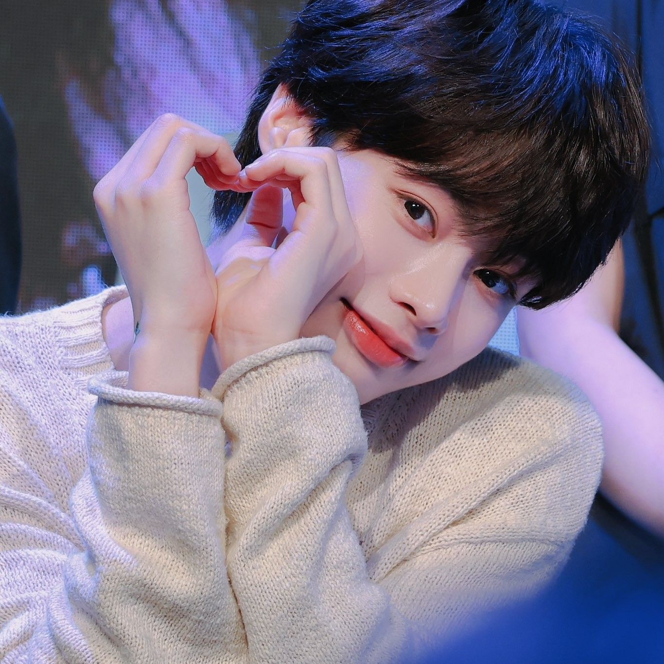 한빈 (TEMPEST) 최근 활동샷