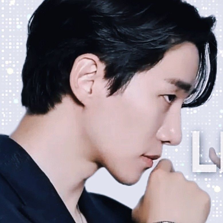 Behind-the-scenes cut of Junho (2PM)