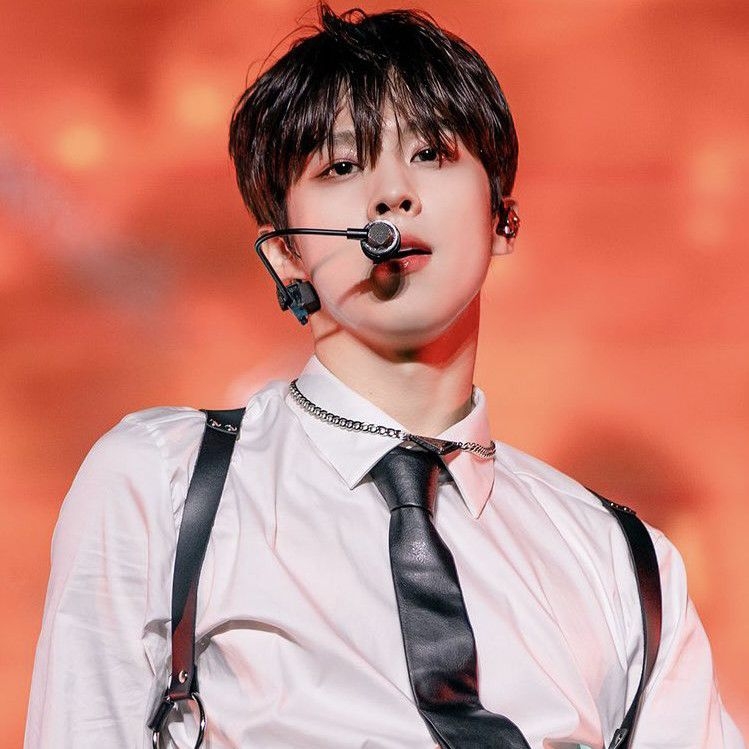 Latest photo of Kim Wooseok