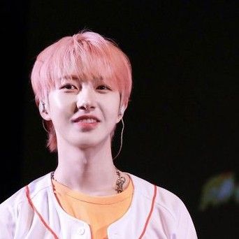仁俊 (NCT DREAM)的最新照片